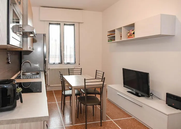 Lägenhet Fontanesi Bologna