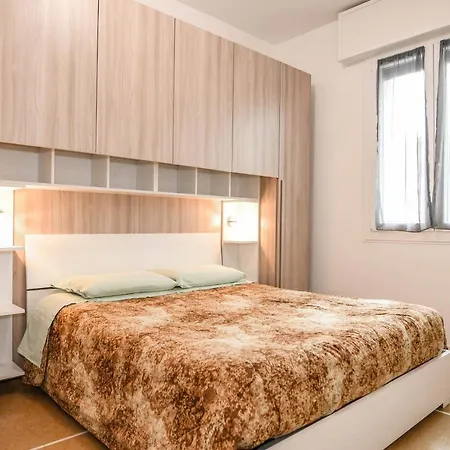 Fontanesi Apartment *